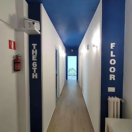 Гостевой дом The 6th Floor 4*